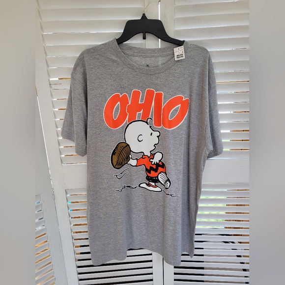Peanuts Women's Graphic Peanuts Tee Shirt Siz XL NWT - Picture 1 of 6